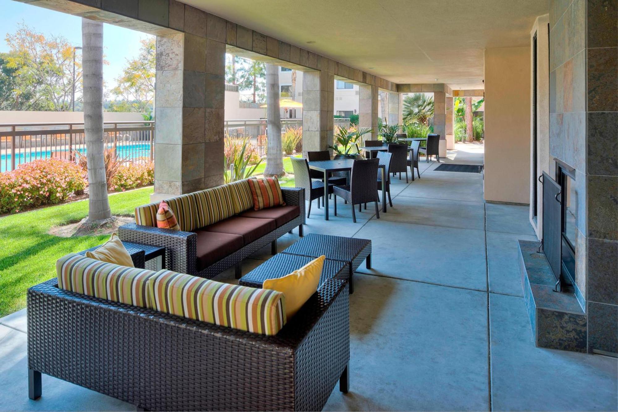 Hotel Courtyard By Marriott San Diego Carlsbad Exterior foto